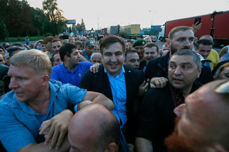 Саакашвили в Украине: поползли слухи о возвращении еще одного политика