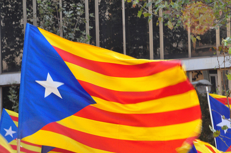 Президент Каталонии обвинил власти Испании в агрессии