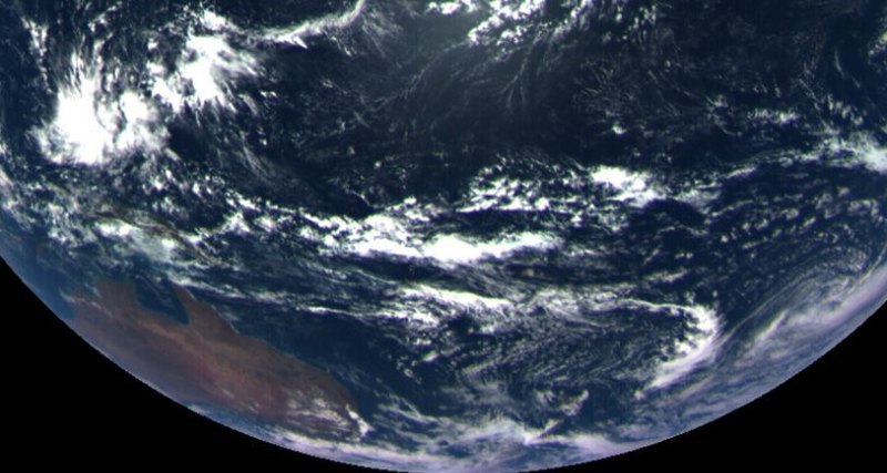 Аппарат, летящий к астероиду Бенну, сделал уникальный снимок Земли