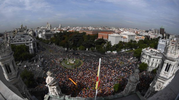 В Испании прошли массовые демонстрации за единство страны
