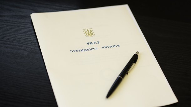 Порошенко утвердил в Украине международные правила для почты