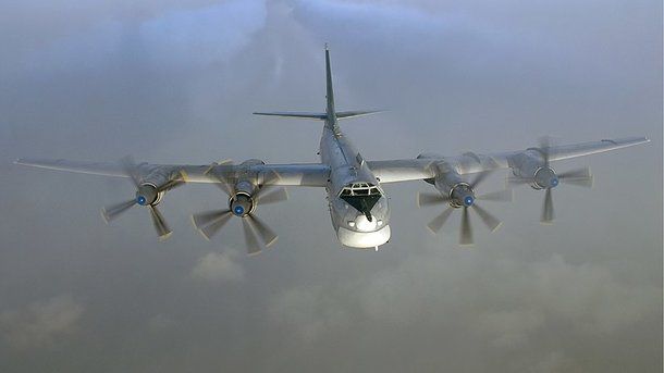Истребители США поднялись на перехват российских бомбардировщиков Ту-95