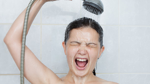 Ученые рассказали, зачем нужно принимать холодный душ
