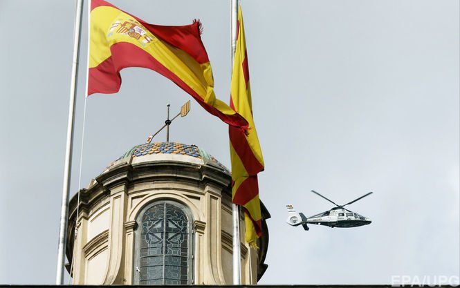 Суд Испании арестовал восемь отстраненных министров правительства Каталонии
