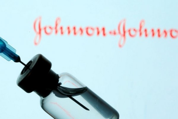 Johnson&Johnson приостановила производство COVID-вакцины