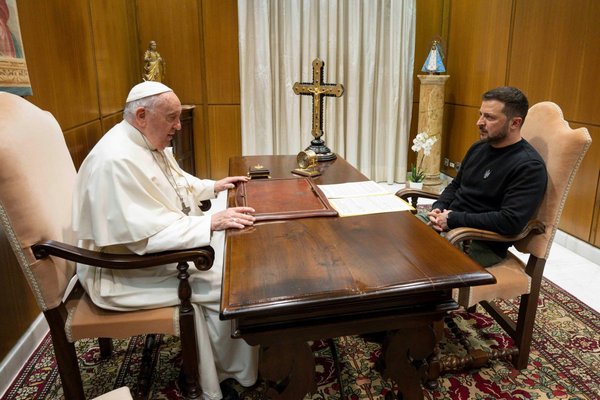 Папа Римский Франциск принял Зеленского в Ватикане: детали встречи