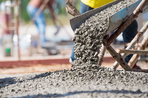 Почему стоит заказать готовую бетонную смесь от производителя