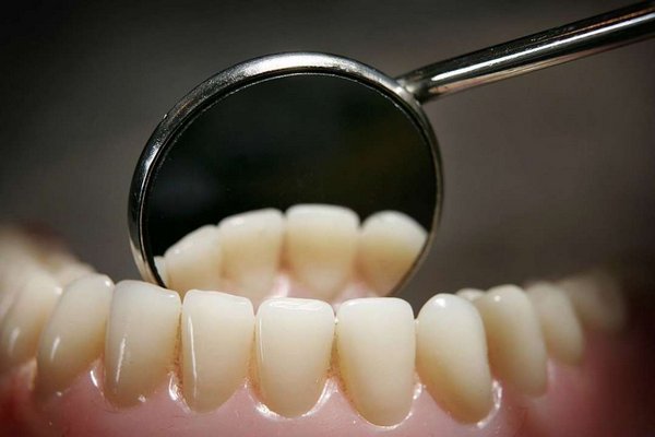 Ученые научились заново отращивать зубы