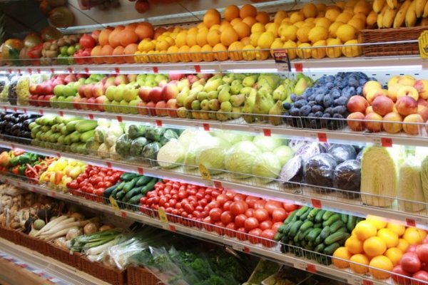 В Украине рухнули цены на овощи и зелень: сколько стоят огурцы, помидоры и укроп
