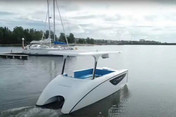 Финская компания представила первое в мире беспилотное водное такси