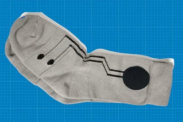 Британские ученые создали носки с искусственным интеллектом