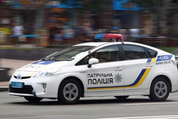 В Киеве пьяный водитель сбил патрульного: подробности происшествия