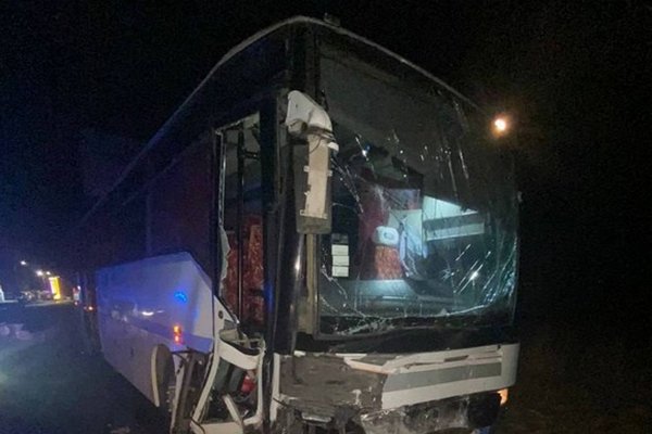 В Харьковской области автобус с детьми попал в ДТП