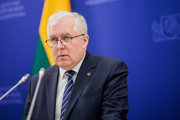 Министр обороны Литвы рассказал, почему подал в отставку