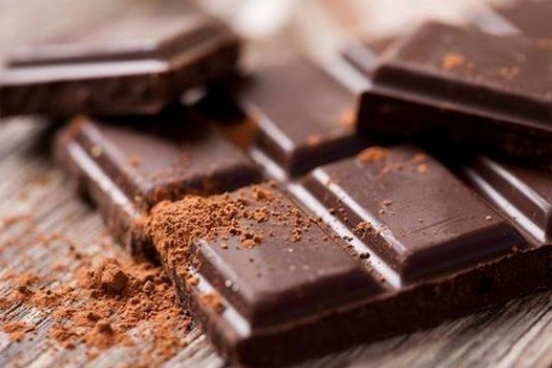 На аукционе в Британии продадут 100-летний шоколад