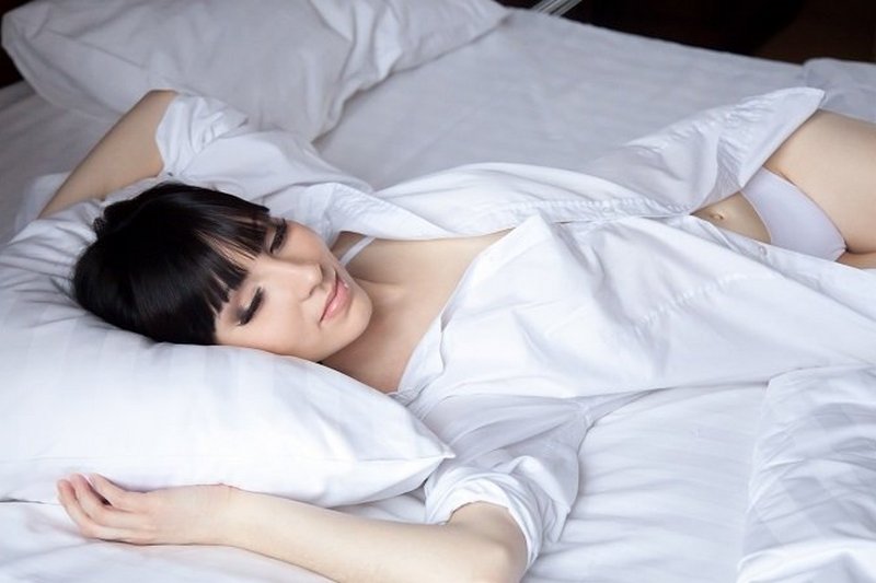Повышается сахар и давление - ученые обнаружили опасные дозы сна