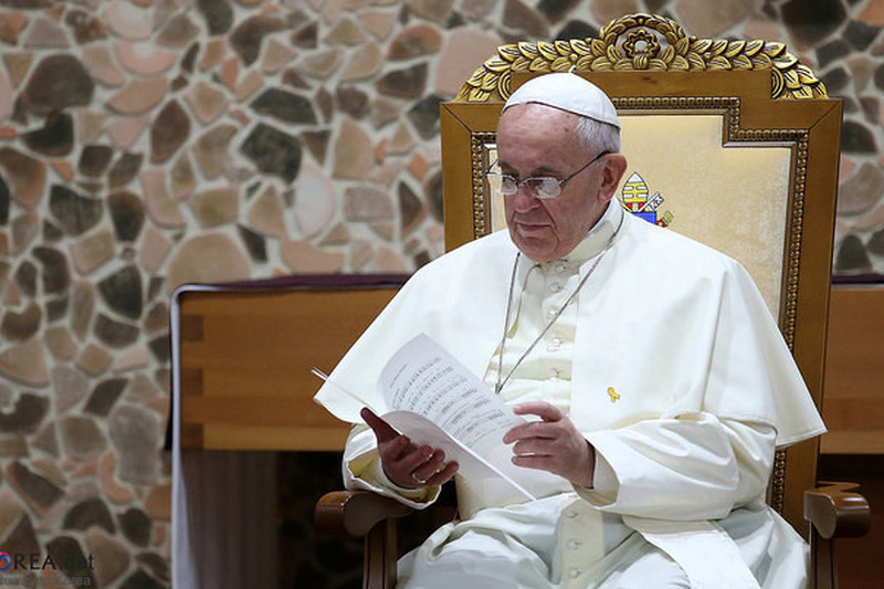 Папа римский сравнил аборты с нацистскими преступлениями