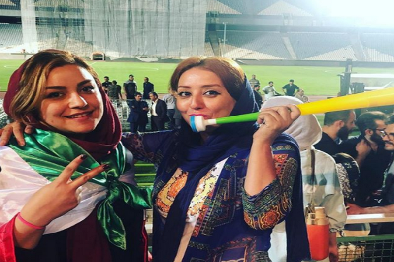 Главный футбольный прорыв: иранским женщинам разрешили посмотреть матч сборной