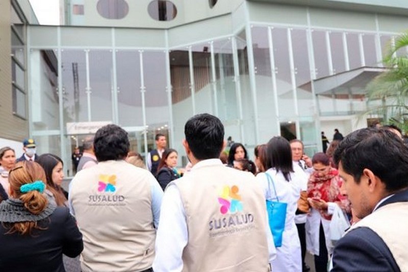 В клинике в столице Перу прогремели два взрыва: 20 человек ранены