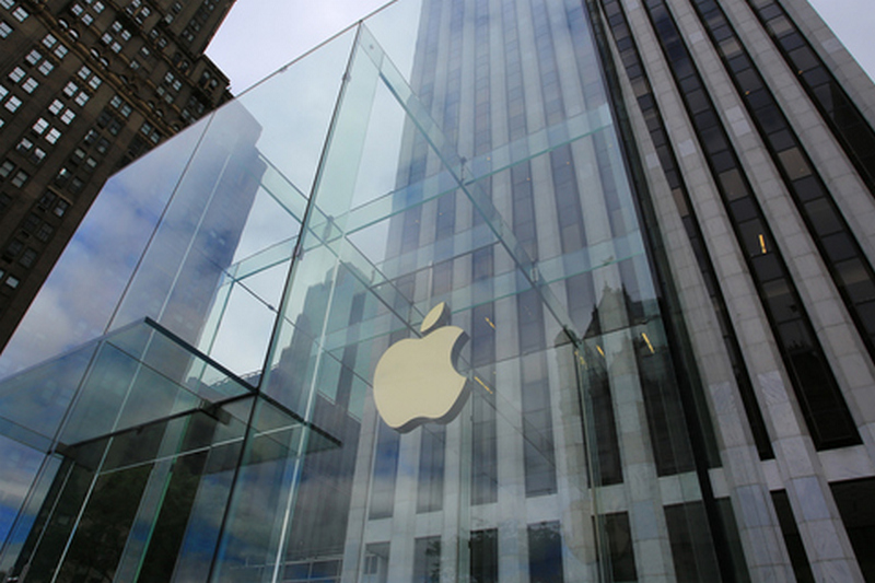 Apple стоит дороже $1 трлн и это рекорд для США