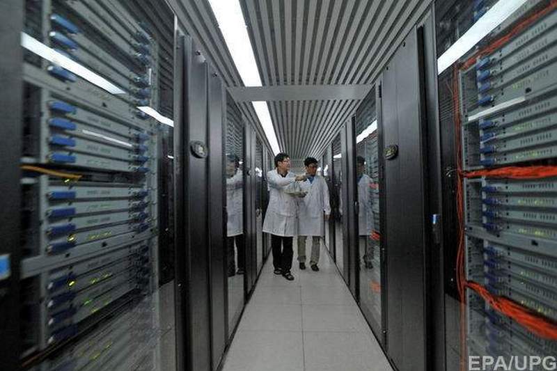 В Китае запущен прототип нового суперкомпьютера