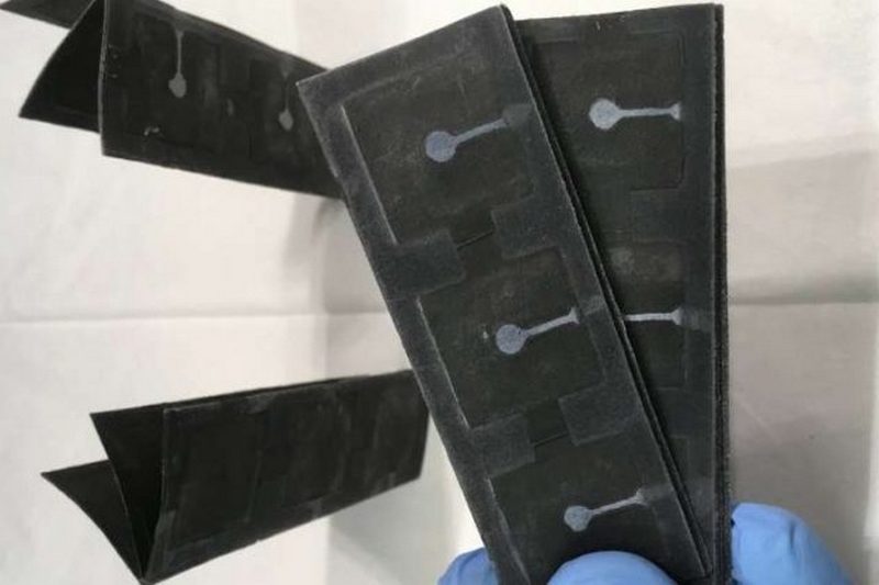 Создан уникальный аккумулятор на основе бумаги и бактерии