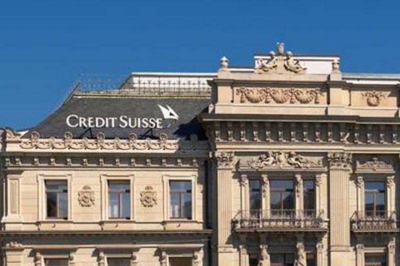 Швейцарский банк заморозил на счетах россиян $5 млрд