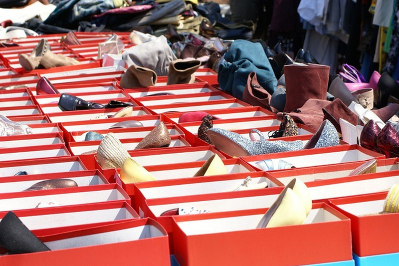 В России мужчина украл более трёх тысяч коробок с обувью, представившись полицейским