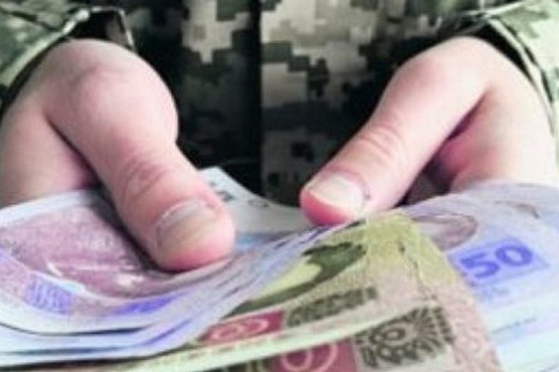 Украинские военные смогут вместо квартир получить деньги
