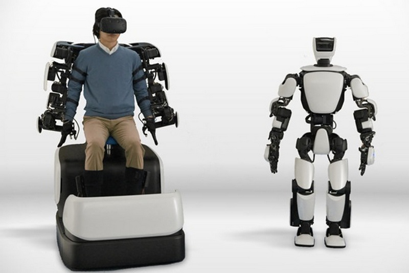 Человекоподобный робот на дистанционном управлении от Toyota