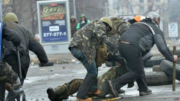 Луценко рассказал, когда закончится расследование расстрелов на Майдане