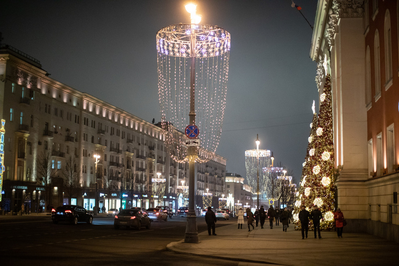 Центральные улицы Москвы перекроют в новогоднюю ночь из-за запуска фейерверков