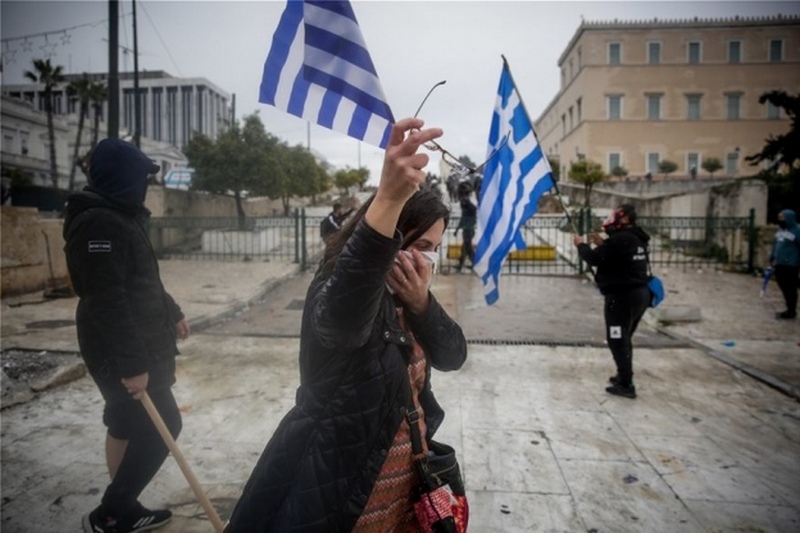 Протесты в Афинах: 40 пострадавших, семь задержанных