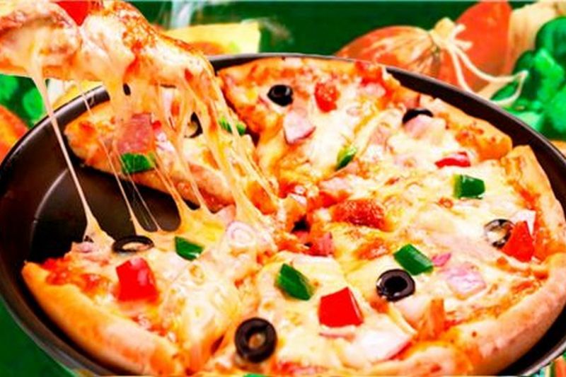 Диетологи признали замороженную пиццу наиболее вредной пищей