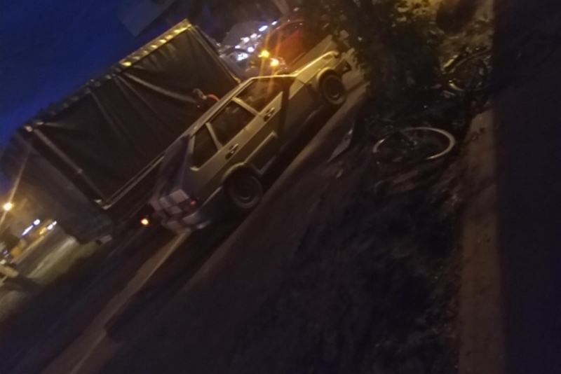 В Воронеже водитель избил велосипедиста, переехал женщину и протаранил 