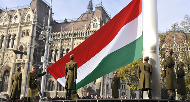 Яременко: политика Венгрии по отношению к Украине начала сильно настораживать