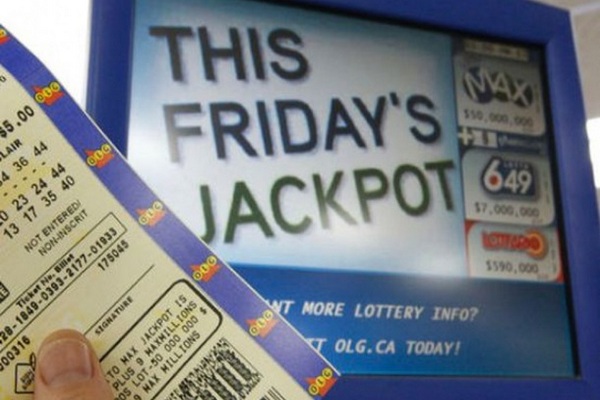 Канадец почти год скрывал от семьи выигрыш в лоттерею
