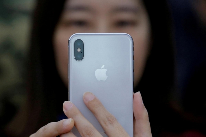 Заводы в Бразилии и Индии не уменьшили зависимость Apple от Китая