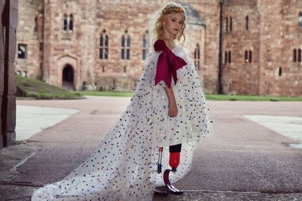 9-летняя девочка без ног выйдет на подиум Недели моды в Нью-Йорке