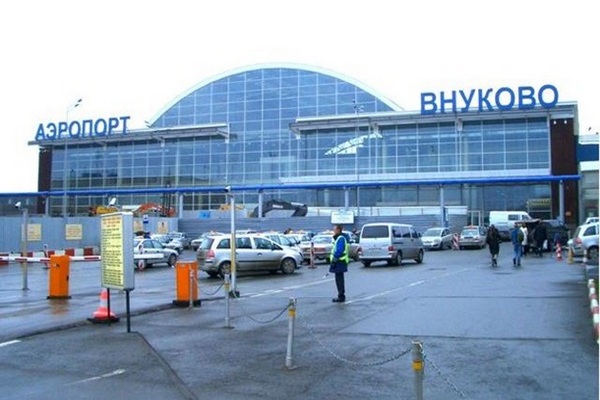 Автобусы из Лефортово прибыли в аэропорт Внуково