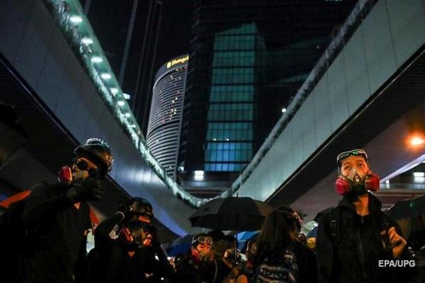 Правительство Гонконга атаковали 