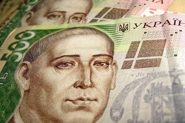 Курсы валют на 10 октября: гривна замерла