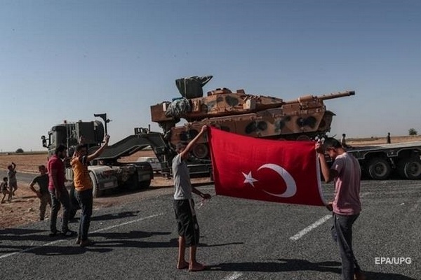 РФ и Турция начали совместное патрулирование в Сирии