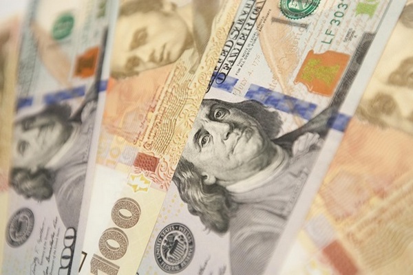 Курсы валют: гривна продолжает укрепляться