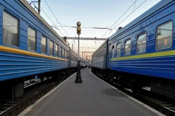 Укрзализныця запустит дополнительные поезда на зимние праздники