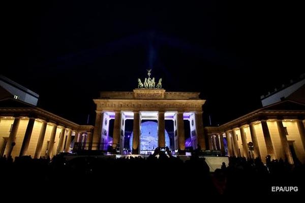 В Германии отмечают 30-летие падения Берлинской стены