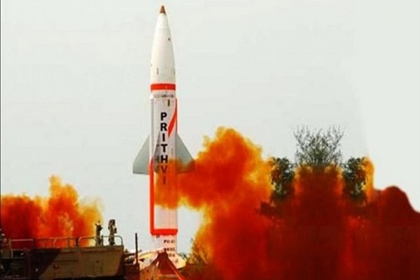 Индия испытала две баллистические ракеты