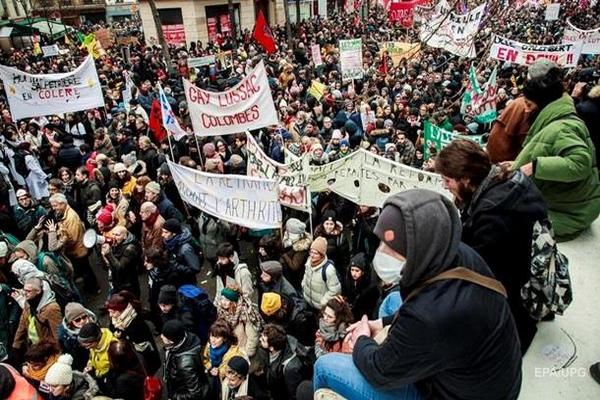 Забастовка во Франции: полиция задержала 71 человека