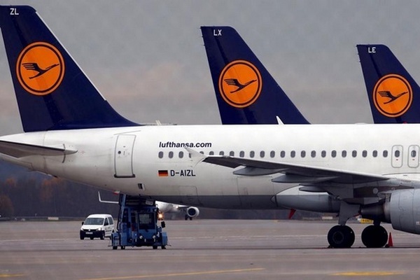 Lufthansa отменила почти 200 рейсов из-за забастовки