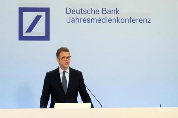 Deutsche Bank объявил о годовом убытке в 5,3 млрд евро
